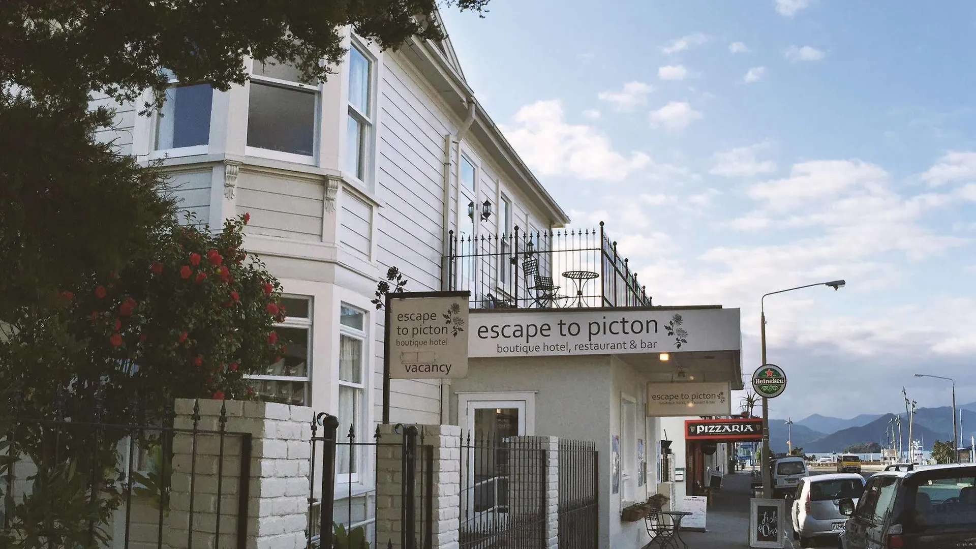 Escape To Picton Boutique Hotel 5*,